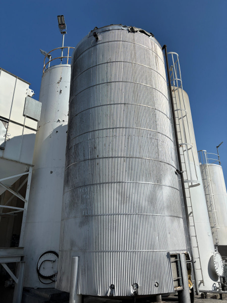 Stainless steel mix tank